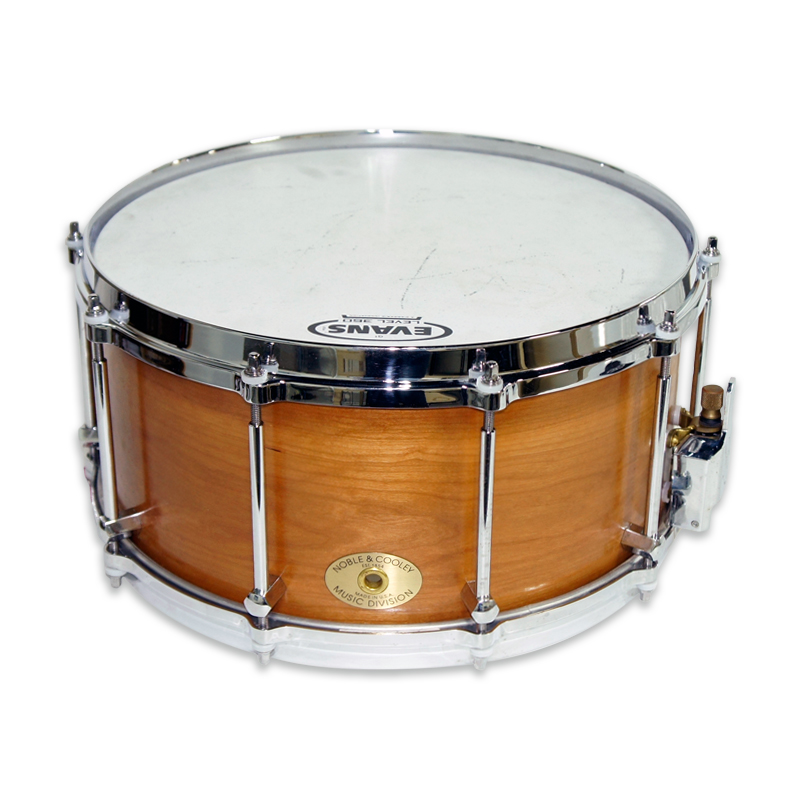 Noble & Cooley Snare Drum Classic Cheerywood Clear Gloss 7x14