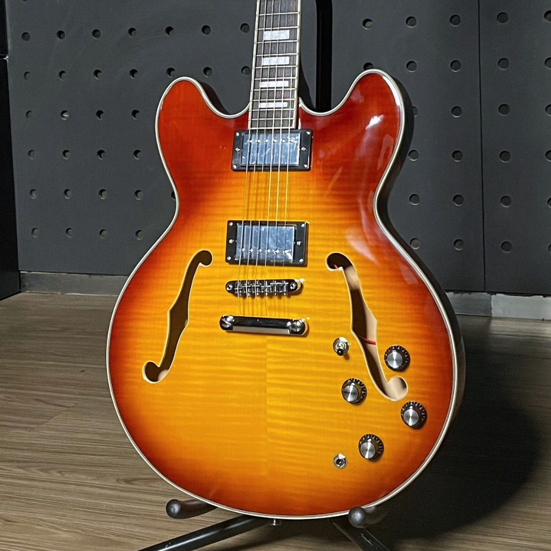 LA Guitarworks Guitar MES-400M in Gloss HYL finishes