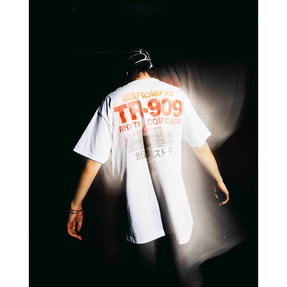 Roland Lifestyle - Creation TR909 Tshirt - White (M) (Acc) - Gambar 3